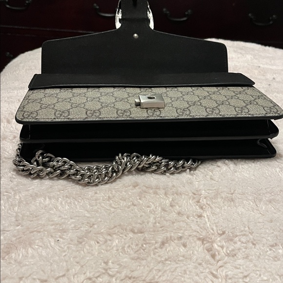 Gucci Beige and Black Shoulder Bag with Silver Chain - Picture 9 of 9